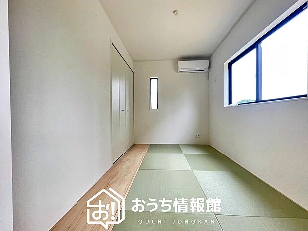 【現地写真（和室）】大壁仕様の新和室。くつろぎの空間です。