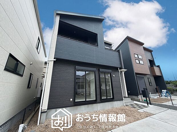 【現地写真(外観)【2号地】】健康被害に配慮したもっとも安全性の高い建材を採用し、シックハウス対策をしております。
