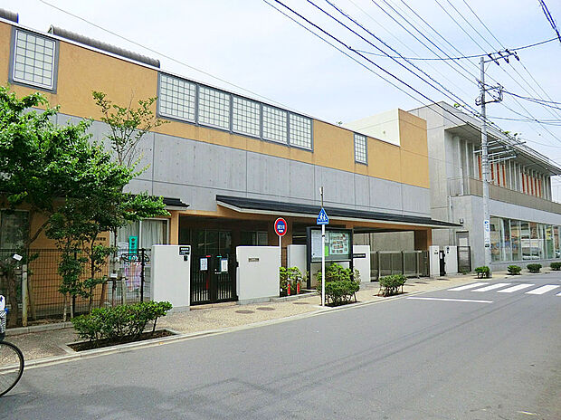 足立区立千寿双葉小学校(約230m)