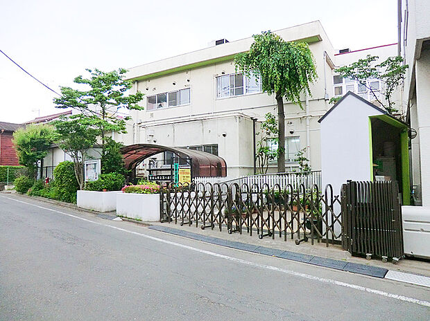 八国山保育園(約590m)