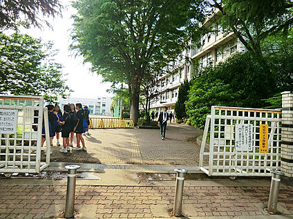 府中市立府中第二中学校 700ｍ(徒歩9分)