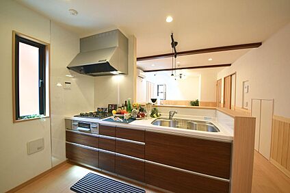 【オープンキッチン】