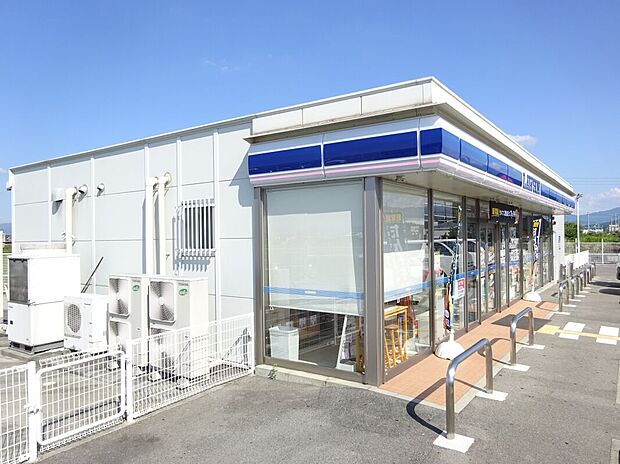 ローソン 橿原土橋町南店(約470m)