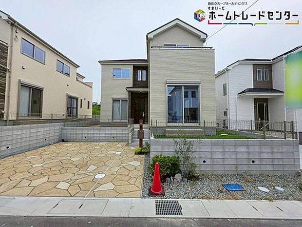 【現地外観写真】※L号棟
資料送付・ご見学即対応！建物完成しておりますので、室内ご内覧いただけます♪ご不明点等、スタッフがしっかりと説明させていただきますので、安心して現地をご覧ください♪