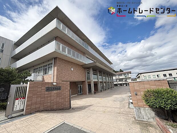 生駒市立生駒中学校（約870m）