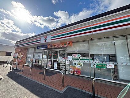セブンイレブン奈良学園大和町2丁目店 520ｍ(徒歩7分)