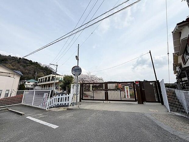 ひがし保育園(約3,701m)