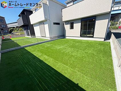 【南側のお庭】
