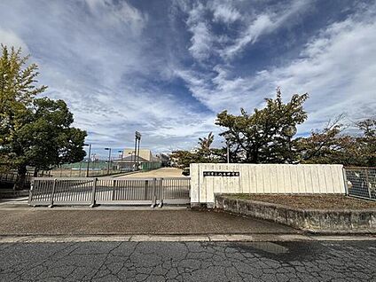 橿原市立八木中学校 1100ｍ(徒歩14分)