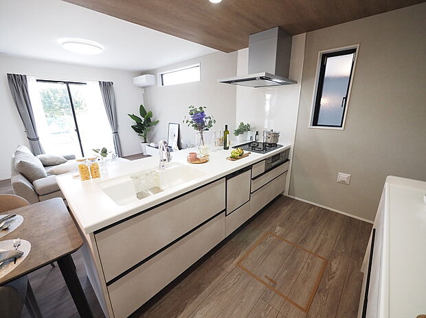 【-】お問い合わせお待ちしております!