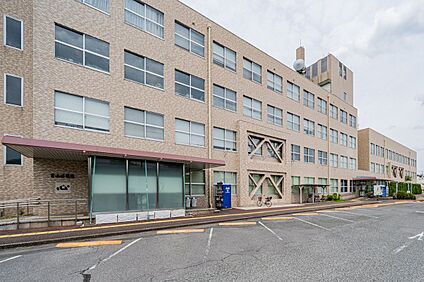 守山区役所 1200m