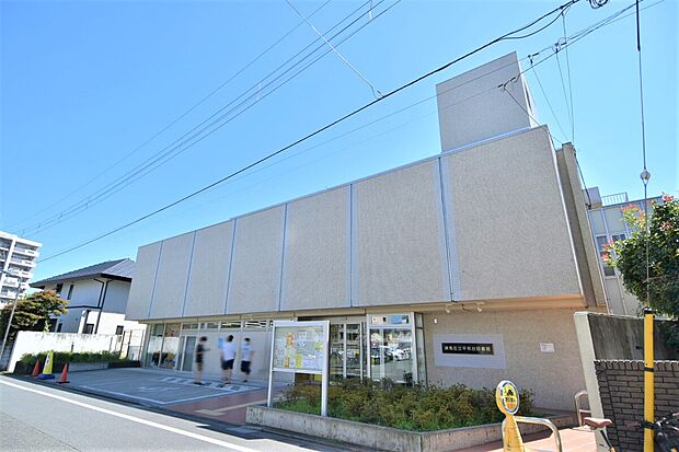 練馬区立平和台図書館(約395m)