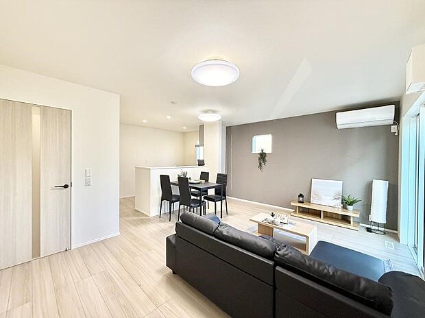 ■心落ち着く場所、ゆったり過ごせるリビング