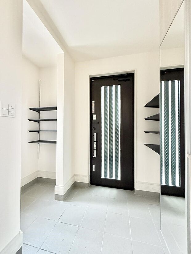 ■ ここから始まる一日、すっきり整った玄関