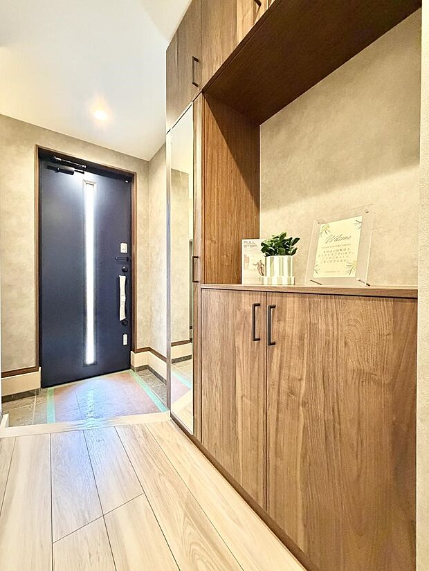 ■ シンプルで美しく、快適な暮らしの入り口