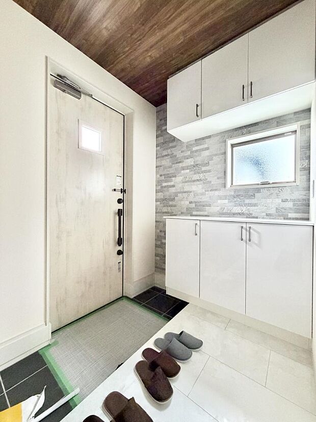 ■ ここから始まる一日、すっきり整った玄関