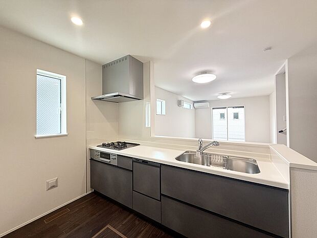 ■家族の絆を深める、温もりのあるキッチン