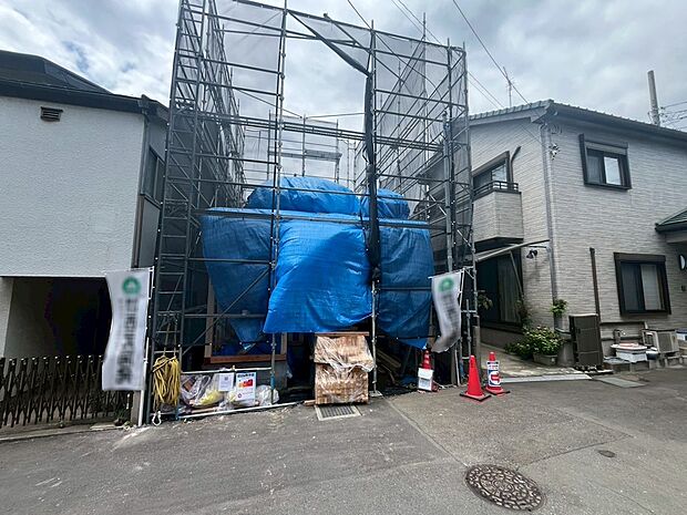 【現地外観写真】■家族みんなが笑顔で過ごせる、安心感のある住まい