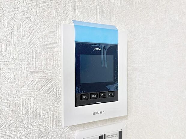 【TVモニター付インターフォン】■訪問者を確認できて安心感が増します