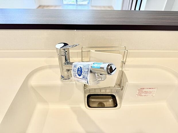 【浄水器】■不純物をしっかり除去して安心して飲めます