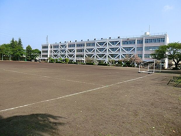 あきる野市立東中学校(約1,800m・徒歩23分)