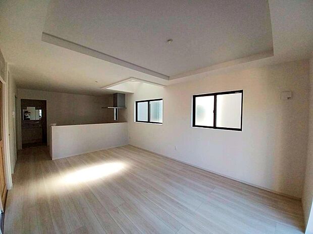 【リビング】■家族の時間を彩る、快適で癒される空間