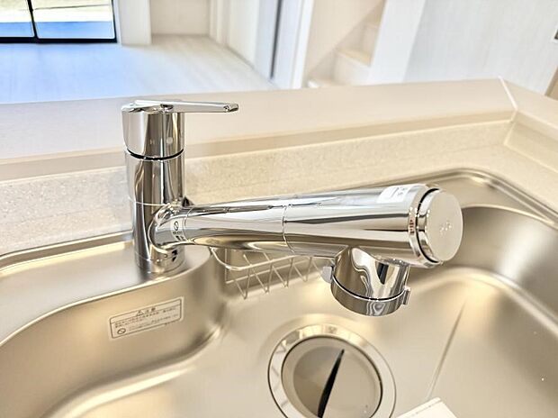 【浄水器】■清潔でおいしい水を手軽に供給してくれます