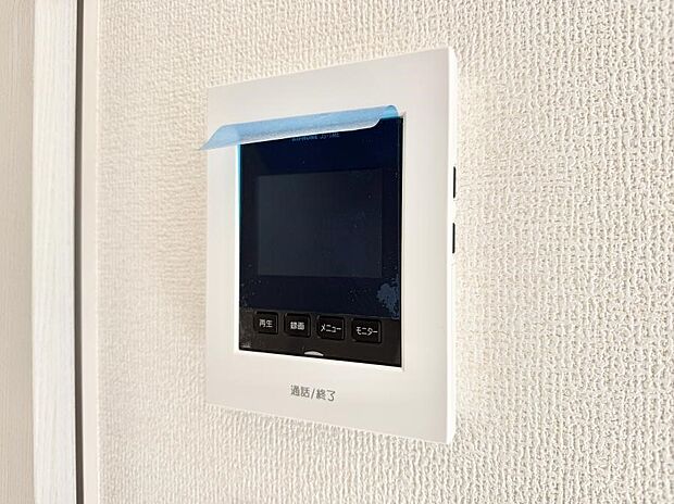 【TVモニター付インターフォン】■訪問者を確認できて安心感が増します