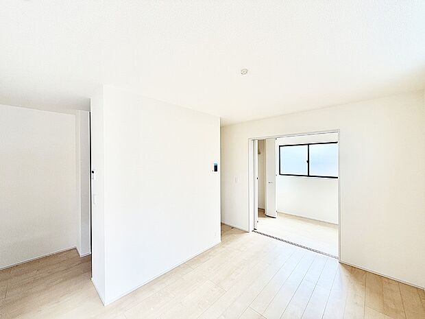 【ダイニング】■何気ない毎日を特別にする、癒しの空間