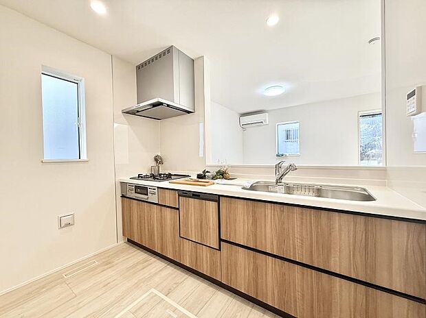 【ダイニングキッチン】■おしゃれで実用的、心ときめくキッチンデザイン