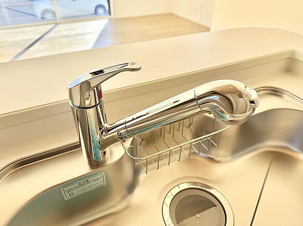 【浄水器】■清潔でおいしい水を手軽に供給してくれます