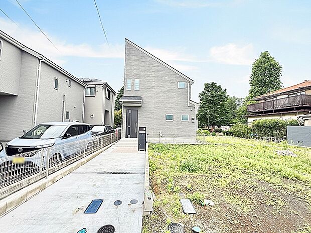 【現地外観写真】■新しい暮らしが始まる場所で、家族の絆を深める