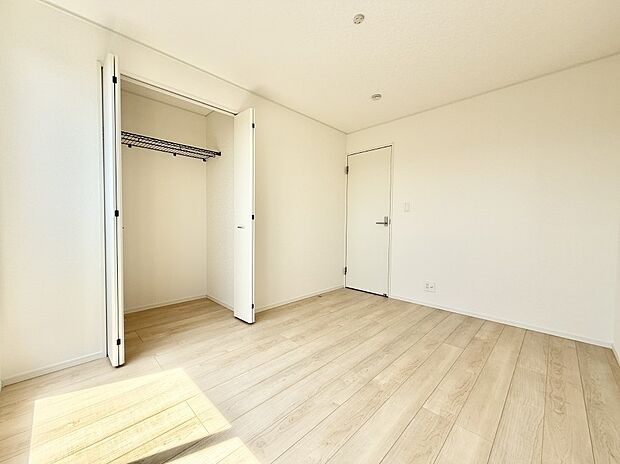 【洋室】■どこになにを置くか楽しみな自分のお部屋