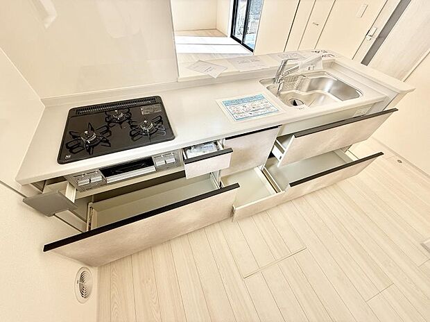 【キッチン】■料理がもっと楽しくなる、快適なキッチン空間