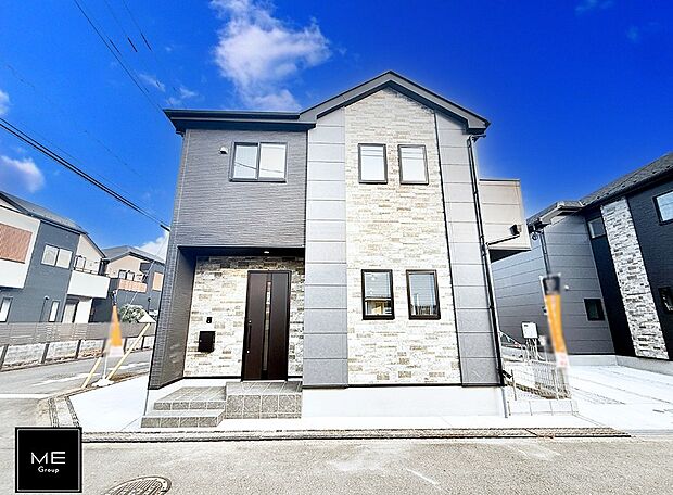 【現地外観写真】■家族みんなが笑顔で過ごせる、安心感のある住まい
