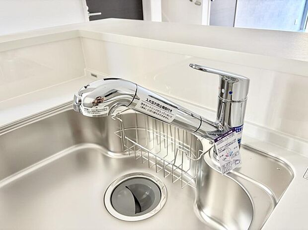 【浄水器】■清潔でおいしい水を手軽に供給してくれます