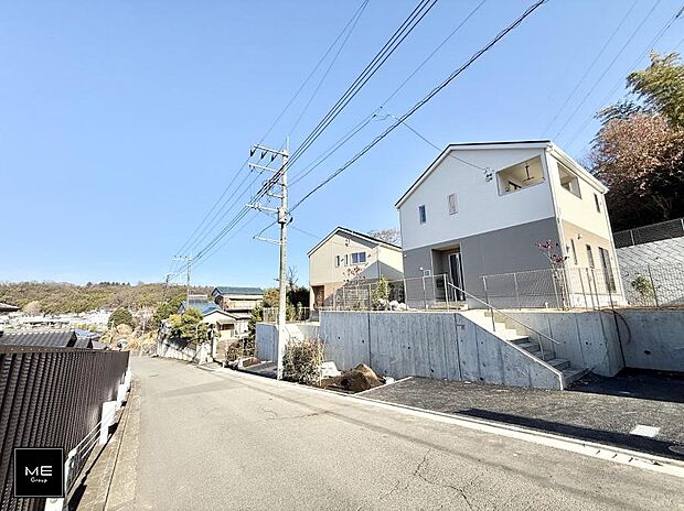 【前面道路含む現地写真】■新しい時代の息吹を感じる、心地よい環境