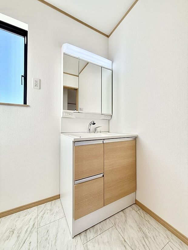 【洗面台・洗面所】■清潔感があり、気持ちよく使えます