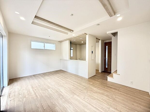 【リビングダイニング】■シンプルだけど贅沢、大切な人と過ごす心がほどける空間