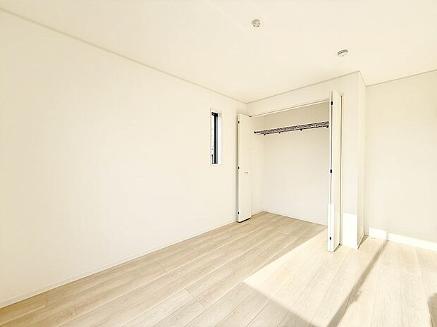 【子供部屋】■仕事や勉強のスペースに使うことで、集中しやすく静かな環境が整います