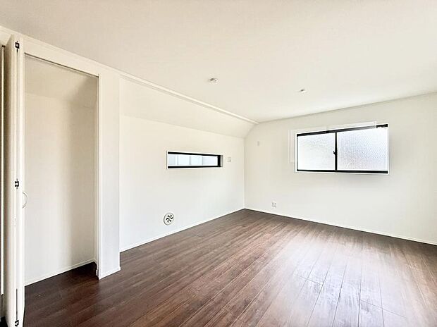 【リビングダイニング】■お気に入りの場所で、のんびりとした時間を