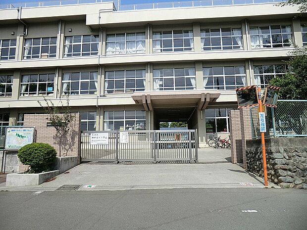 武蔵村山市立第三小学校(約1,180m・徒歩15分)