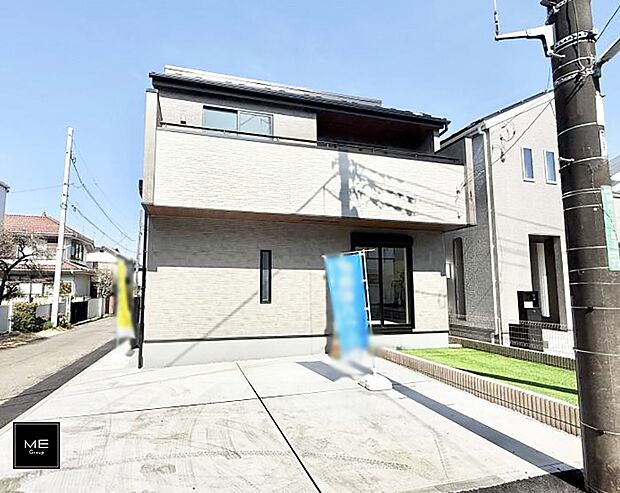 【現地外観写真】■暮らしを彩る充実した設備仕様が備わった住まい