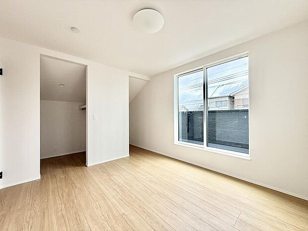 【寝室】■快適な環境で、日常の疲れを癒せる空間