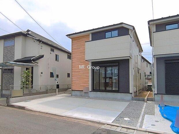 【現地外観写真】■家族の未来を優しく包み込む新しい住まい