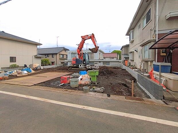 【現地外観写真】A号棟 ■家族みんなが笑顔で過ごせる、安心感のある住まい