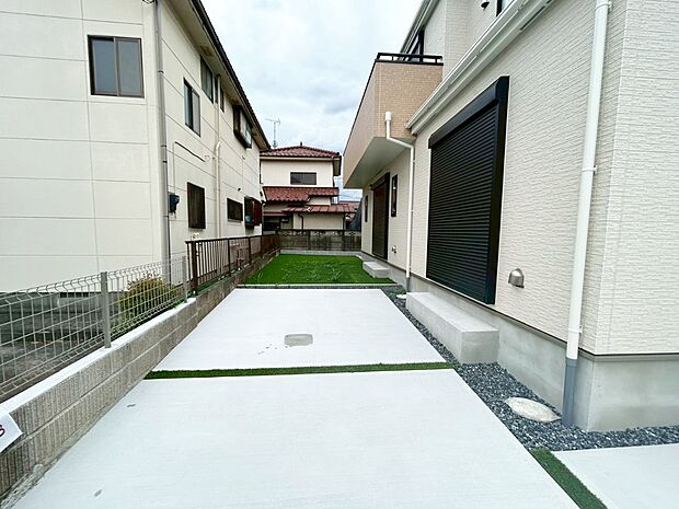 【駐車場】A号棟  ■自宅にカースペースがあると助かります