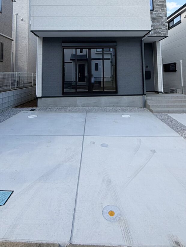 【駐車場】1号棟  ■自宅にカースペースがあると助かります