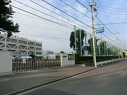 立川市立南砂小学校 350m(5分)