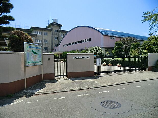 武蔵村山市立第四中学校（約745m・徒歩10分）